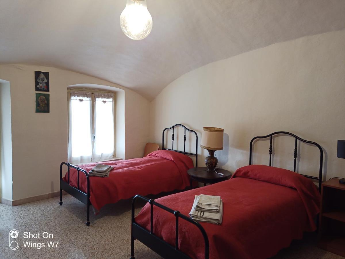 Bed and Breakfast Beb Infamiglia Cascinette Экстерьер фото